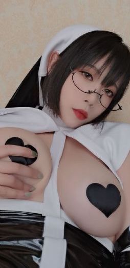 女刑警被两个黑人挺进在线观看